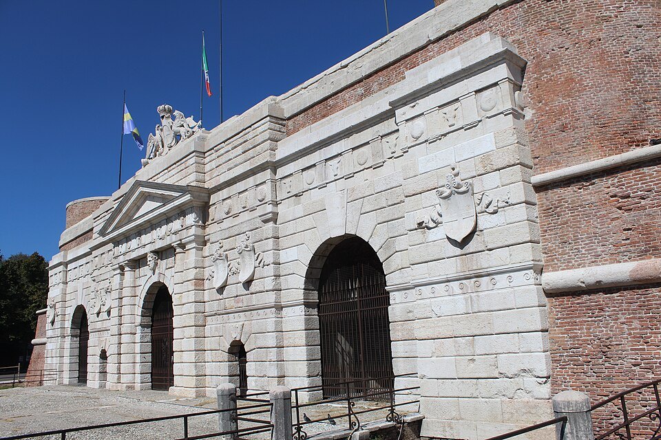 The Porta Nuova gate on the city walls
