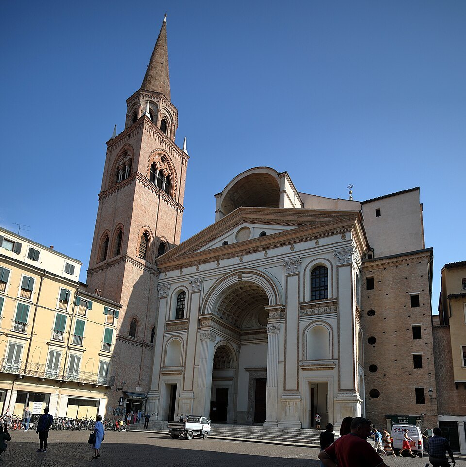 The front of Sant'Andrea in Mantua
