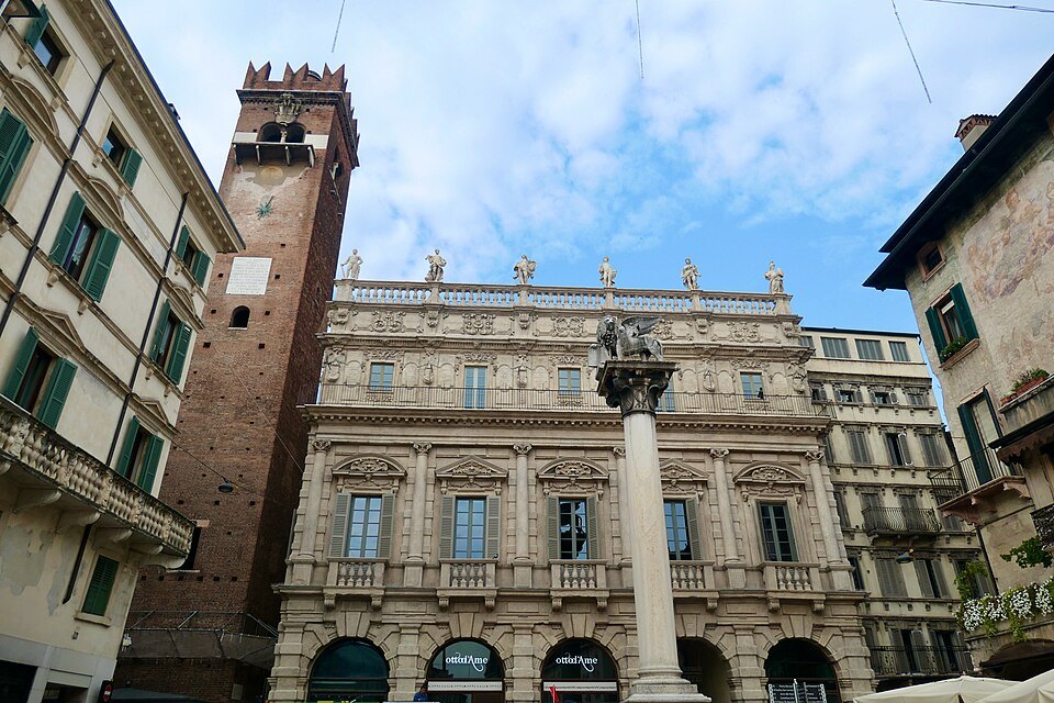 The column and the lion in front of Palazzo Maffei