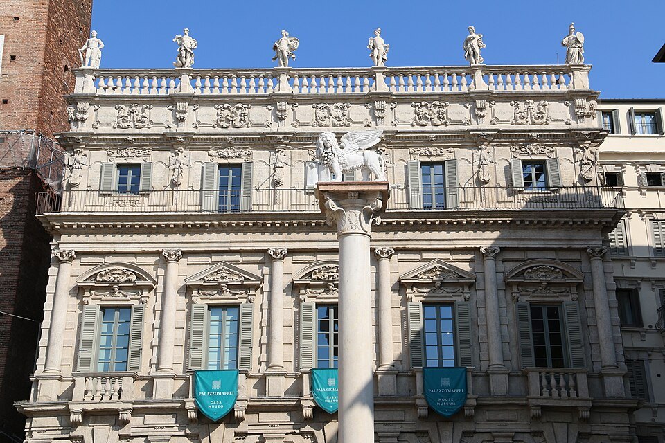 Palazzo Maffei