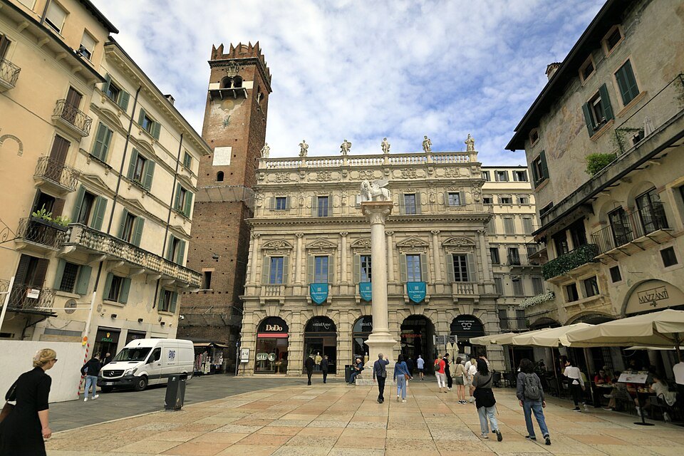 Palazzo Maffei