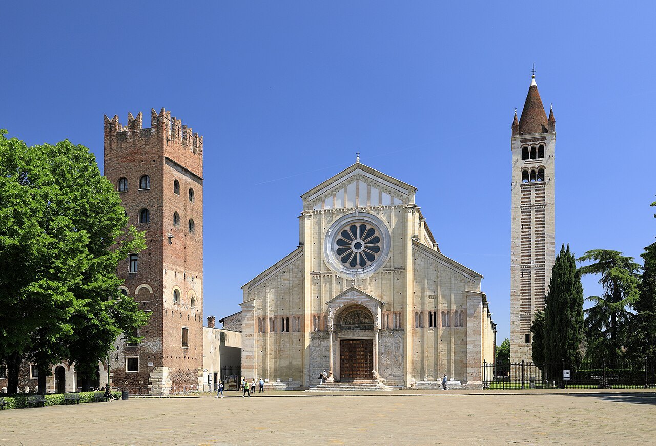San Zeno Maggiore's white front, rose window and bell tower